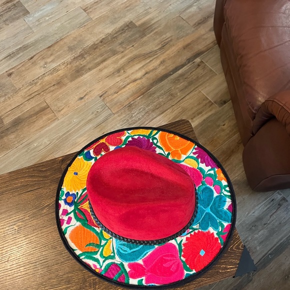 Vibrant Red Floral Embroidered Hat main image 4